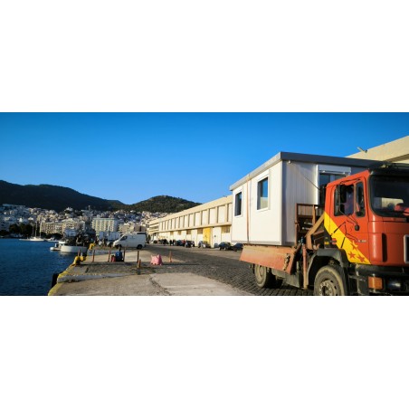 Truck /crane transport by ship per meter