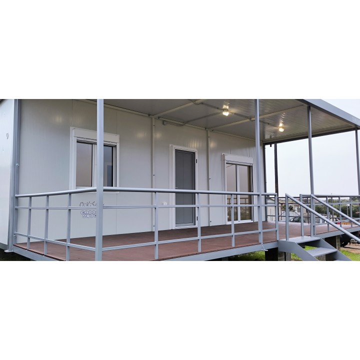 Canopy With Support Columns and Deck width 3.00