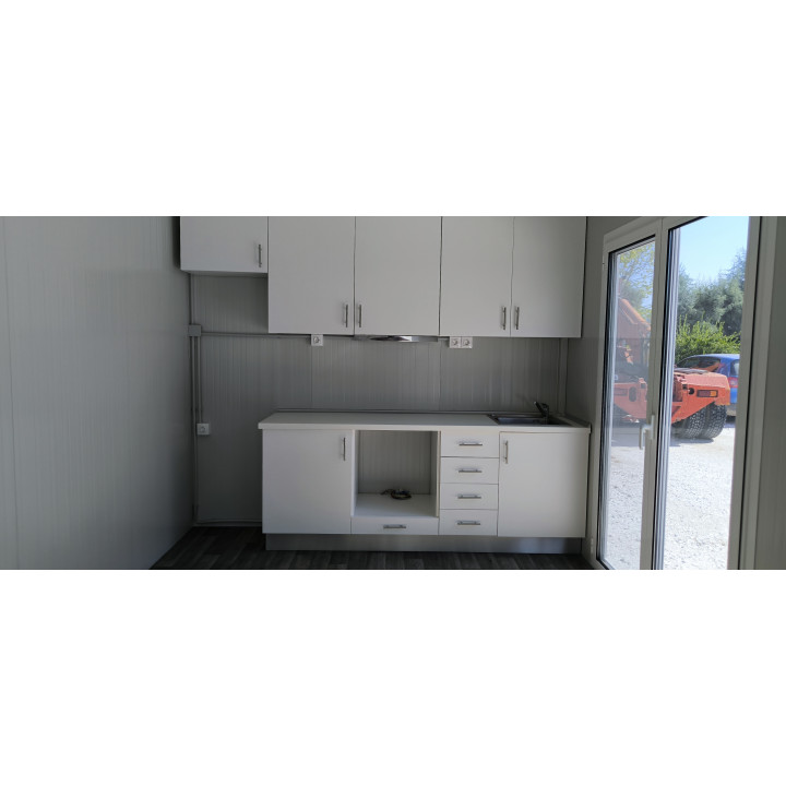 Kitchen Unit 2.87x0.6x2.40 with fridge space...