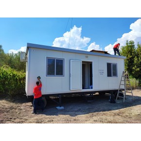Oikiskos exterior cleaning