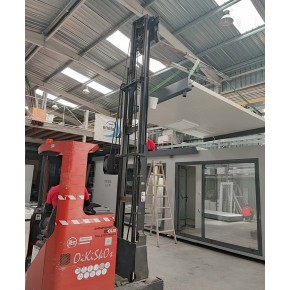 Forklift